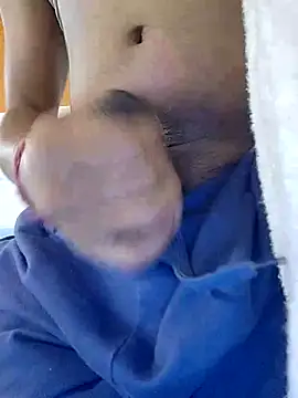 Snapshot of LuciferIndia chatting on October 27, 2025, 7:59 pm LuciferIndia online show from October 27, 2025, 7:59 pm