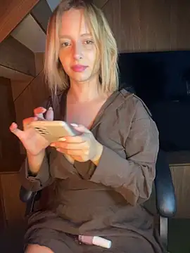 Bellahcha online show from May 16, 2026, 1:48 am