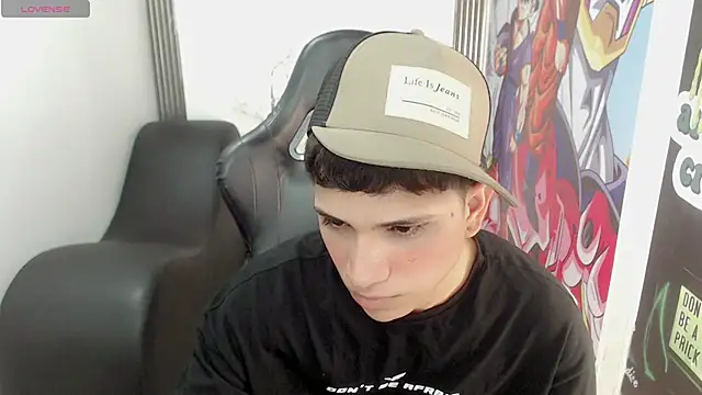 Snapshot of Brayan_lopezz chatting on January 27, 2025, 12:37 pm Brayan lopezz online show from January 27, 2025, 12:37 pm