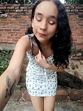 sweet outdoor charm online show from February 22, 2026, 7:48 pm