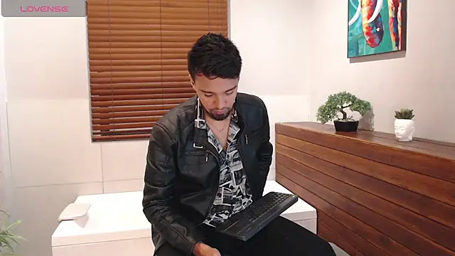 Edward max online show from March 22, 2025, 3:41 am