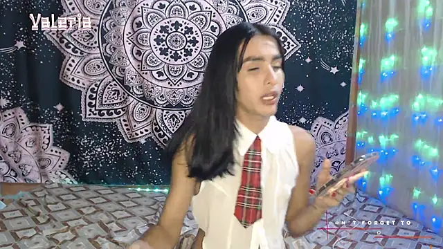 Snapshot of liissa_0 chatting on December 3, 2025, 4:13 am liissa 0 online show from December 3, 2025, 4:13 am