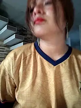 Elsa sweet online show from May 26, 2026, 9:46 pm