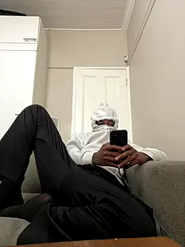 Mischevous T69 online show from September 29, 2025, 11:16 am