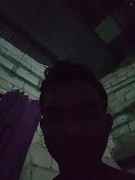 Reynold2608 online show from July 17, 2026, 2:20 am