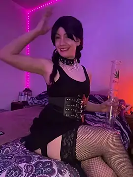 Snapshot of Nina-Chick777 chatting on February 7, 2025, 7:07 am Nina-Chick777 online show from February 7, 2025, 7:07 am