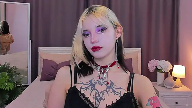 as1an girlfriend online show from January 30, 2025, 4:27 am