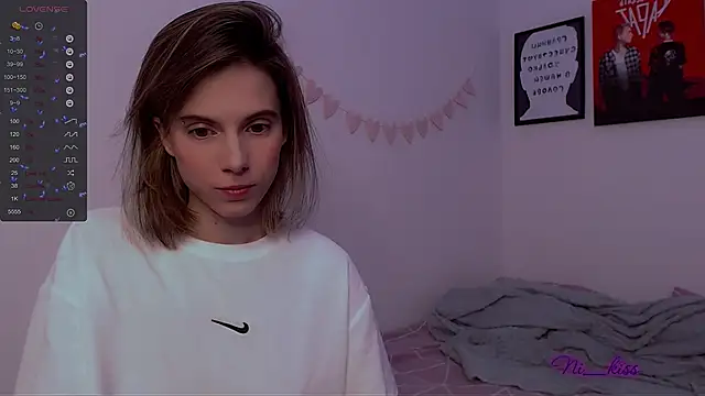 Snapshot of _ni_kiss chatting on March 14, 2025, 9:32 pm ni kiss online show from March 14, 2025, 9:32 pm