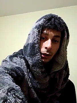 Iulianmarius12 online show from March 21, 2026, 8:46 pm