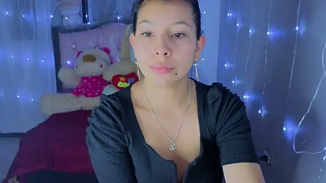 keyla meow online show from October 17, 2025, 10:22 pm