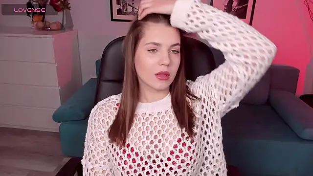 BellaSweetHeart online show from February 12, 2026, 12:49 pm