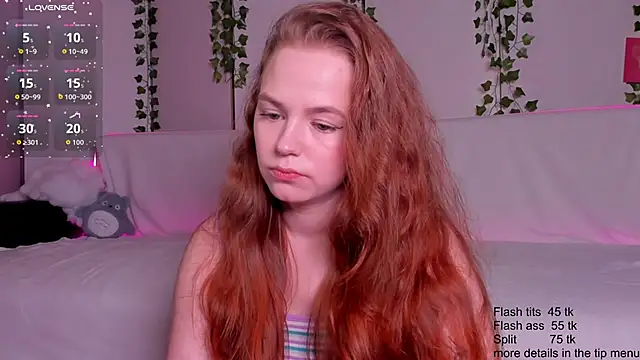 Snapshot of Fox_Lisa chatting on June 5, 2026, 4:45 pm Fox Lisa online show from June 5, 2026, 4:45 pm