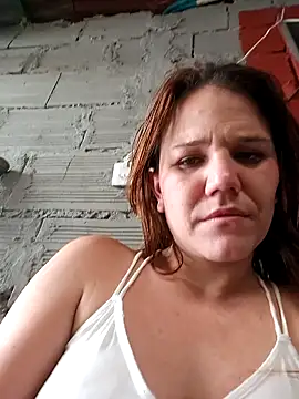 EvelyneClark online show from February 6, 2025, 8:45 pm