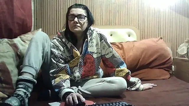 Snapshot of AlanaLaDream chatting on January 11, 2026, 6:15 pm AlanaLaDream online show from January 11, 2026, 6:15 pm