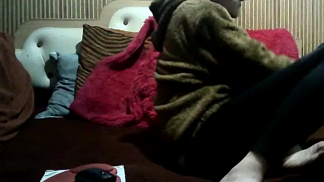 Snapshot of AlanaLaDream chatting on February 8, 2026, 6:49 pm AlanaLaDream online show from February 8, 2026, 6:49 pm