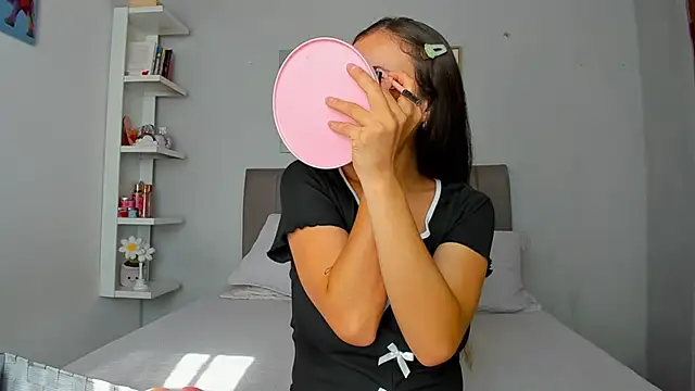 naughtyloverss online show from July 21, 2026, 1:45 pm