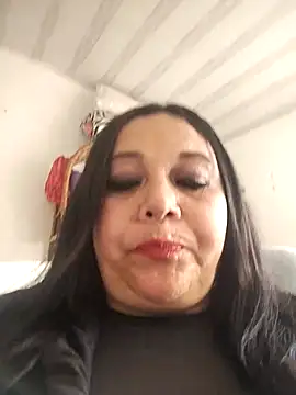 sara pineros online show from September 19, 2025, 6:56 pm