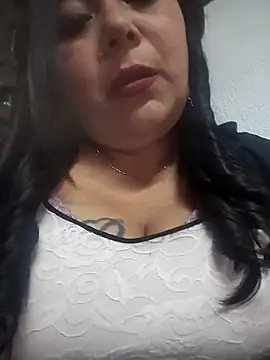 sara pineros online show from March 1, 2025, 9:15 pm