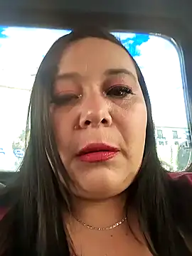 sara pineros online show from March 6, 2025, 1:46 pm