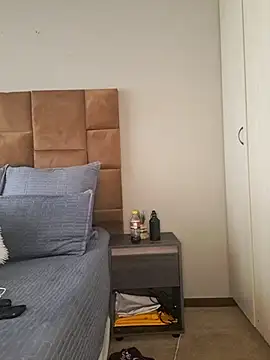 Snapshot of thicktash chatting on November 8, 2025, 8:29 am thicktash online show from November 8, 2025, 8:29 am