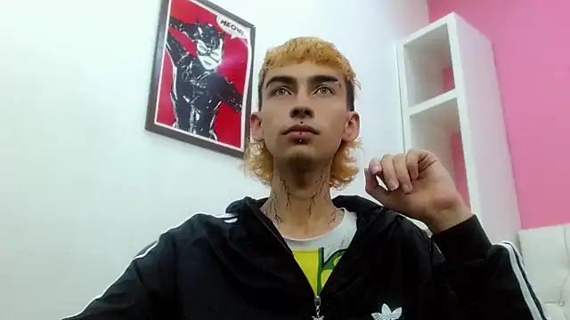 ttimy x boy online show from March 4, 2026, 6:59 pm