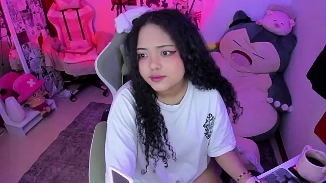 Snapshot of anyburkee chatting on February 3, 2026, 5:38 am anyburkee online show from February 3, 2026, 5:38 am