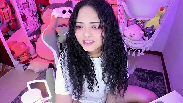 Snapshot of anyburkee chatting on February 18, 2026, 5:38 am anyburkee online show from February 18, 2026, 5:38 am