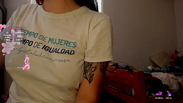 Snapshot of Miss_oliviaa chatting on November 6, 2025, 8:46 pm Miss oliviaa online show from November 6, 2025, 8:46 pm