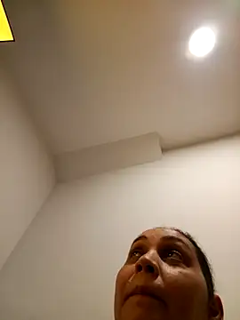 MirandaSoto online show from February 11, 2026, 4:23 am