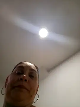 MirandaSoto online show from March 18, 2026, 4:04 am