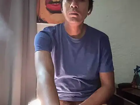 Snapshot of paulkrotz chatting on January 16, 2026, 7:51 pm paulkrotz online show from January 16, 2026, 7:51 pm