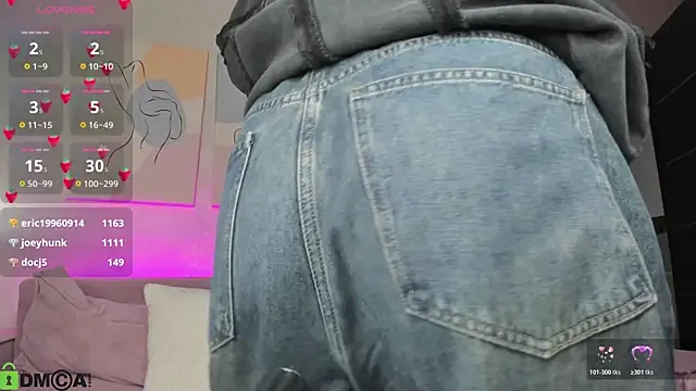 Snapshot of Genne_Tierney chatting on February 15, 2026, 7:51 am Genne Tierney online show from February 15, 2026, 7:51 am