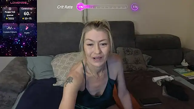 lisalustjouw online show from January 19, 2025, 11:34 am