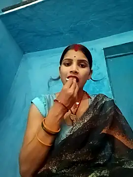 Snapshot of Nisha_Cute chatting on October 13, 2025, 7:10 am Nisha Cute online show from October 13, 2025, 7:10 am