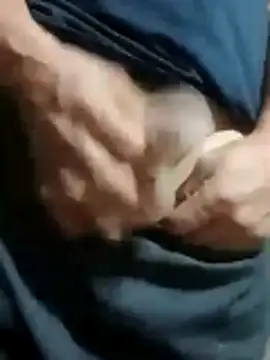 Snapshot of luchoarr chatting on February 28, 2026, 3:39 am luchoarr online show from February 28, 2026, 3:39 am