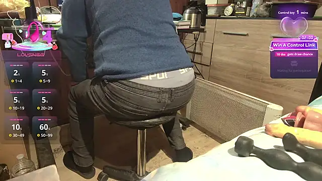 Snapshot of misteryman1956 chatting on April 11, 2026, 7:45 am misteryman1956 online show from April 11, 2026, 7:45 am