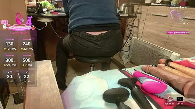 misteryman1956 online show from November 18, 2025, 7:00 am