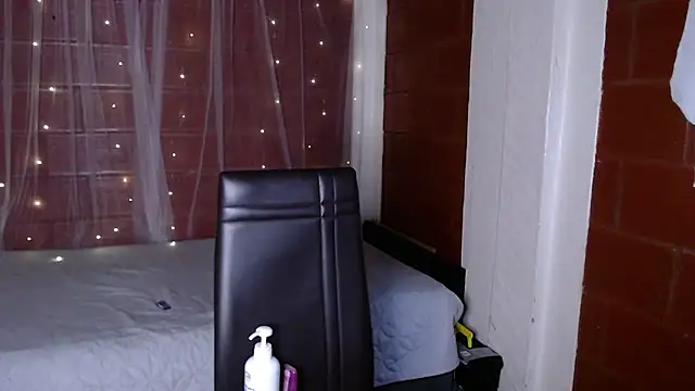 Snapshot of Priyalakshmi_ chatting on September 27, 2025, 11:49 am Priyalakshmi online show from September 27, 2025, 11:49 am