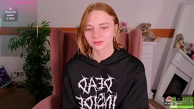 MirraBellanta online show from November 8, 2025, 10:46 pm