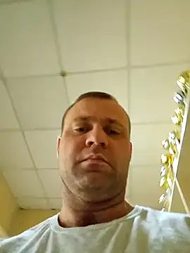 Snapshot of Crek666 chatting on March 12, 2025, 6:18 am Crek666 online show from March 12, 2025, 6:18 am