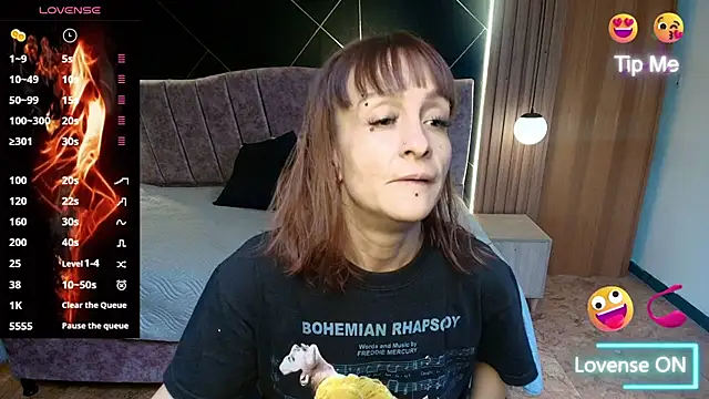 NatashaMason  online show from June 11, 2026, 7:11 pm