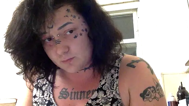 CurvyTrans2002 online show from July 20, 2026, 4:09 am