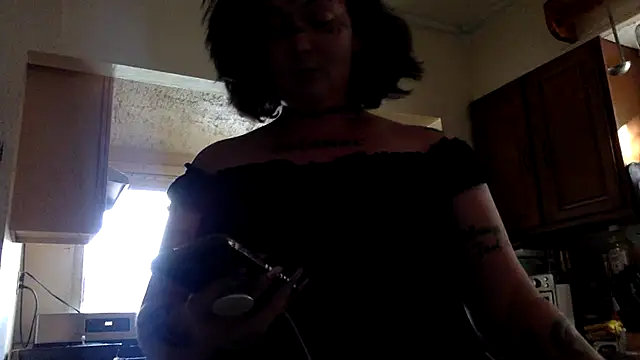 CurvyTrans2002 online show from July 25, 2026, 10:27 pm