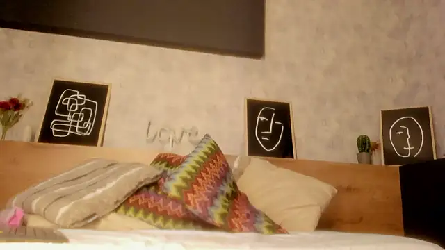 Snapshot of karina_gomez_18 chatting on March 1, 2026, 11:32 am karina gomez 18 online show from March 1, 2026, 11:32 am