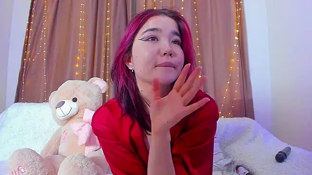 Dollyaa online show from February 24, 2025, 1:46 am