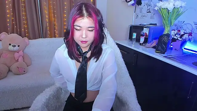 Dollyaa online show from March 2, 2025, 1:47 am