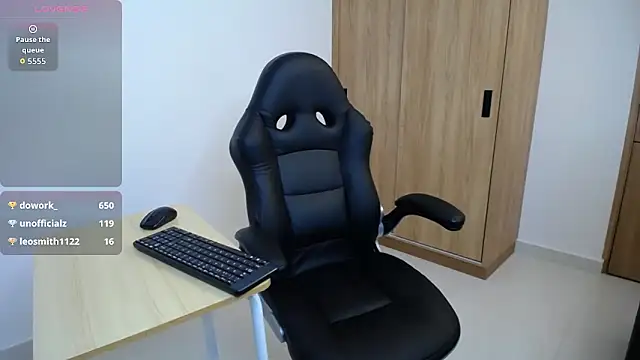 karoll marquez online show from February 3, 2026, 2:53 am