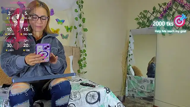 emagarcia online show from March 13, 2025, 3:06 pm