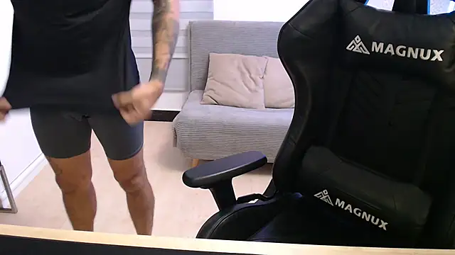 team dinamite69 online show from February 10, 2026, 12:37 pm