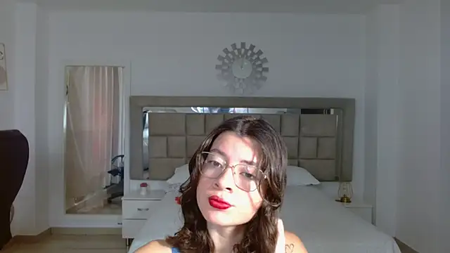 Snapshot of zoecruzz chatting on October 16, 2025, 3:09 pm zoecruzz online show from October 16, 2025, 3:09 pm